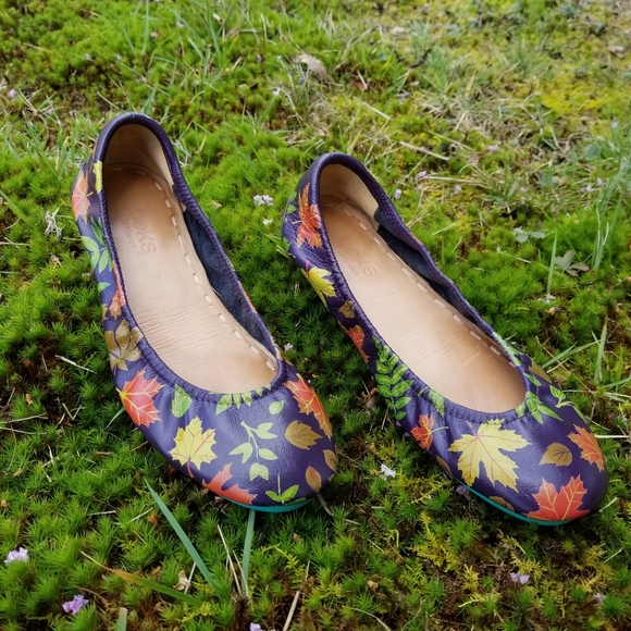 "All Fall" Tieks Size 7 (Taking Comissions) - Picture 12 of 14